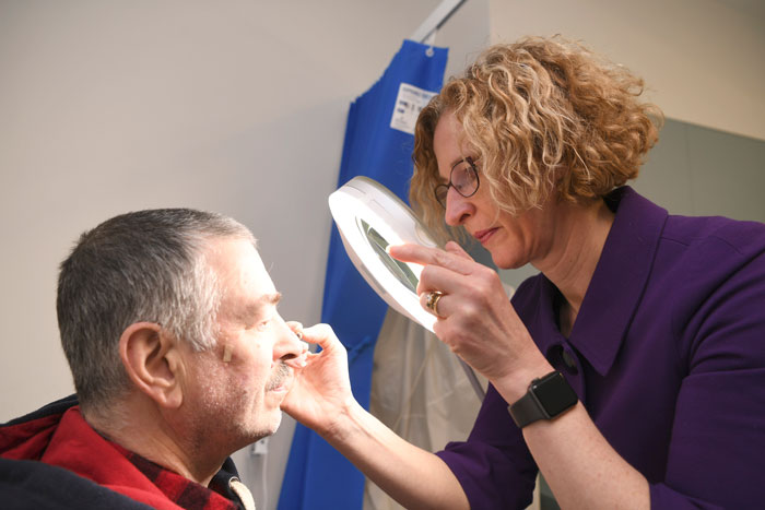 Skin cancer treatment at SAROS